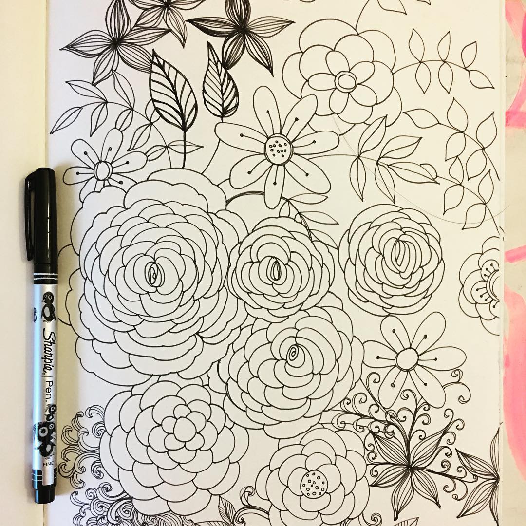 Daily Art Journaling ~ Day 74
Doodling away in my journal today...
Coloring freebie available on my website, link in profile!!
Have a relaxing weekend!!